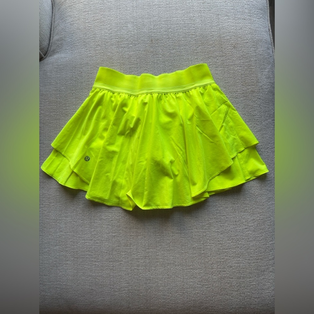 Lululemon Hotty Hot Neon Yellow Skort - Size 4